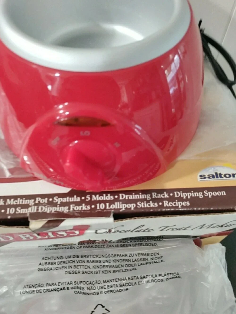 Salton Melted Bliss Chocolate Melter Treat Candy Maker Complete  Open Box NEW
